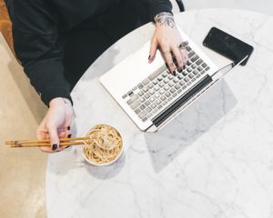 Eating while using electronics